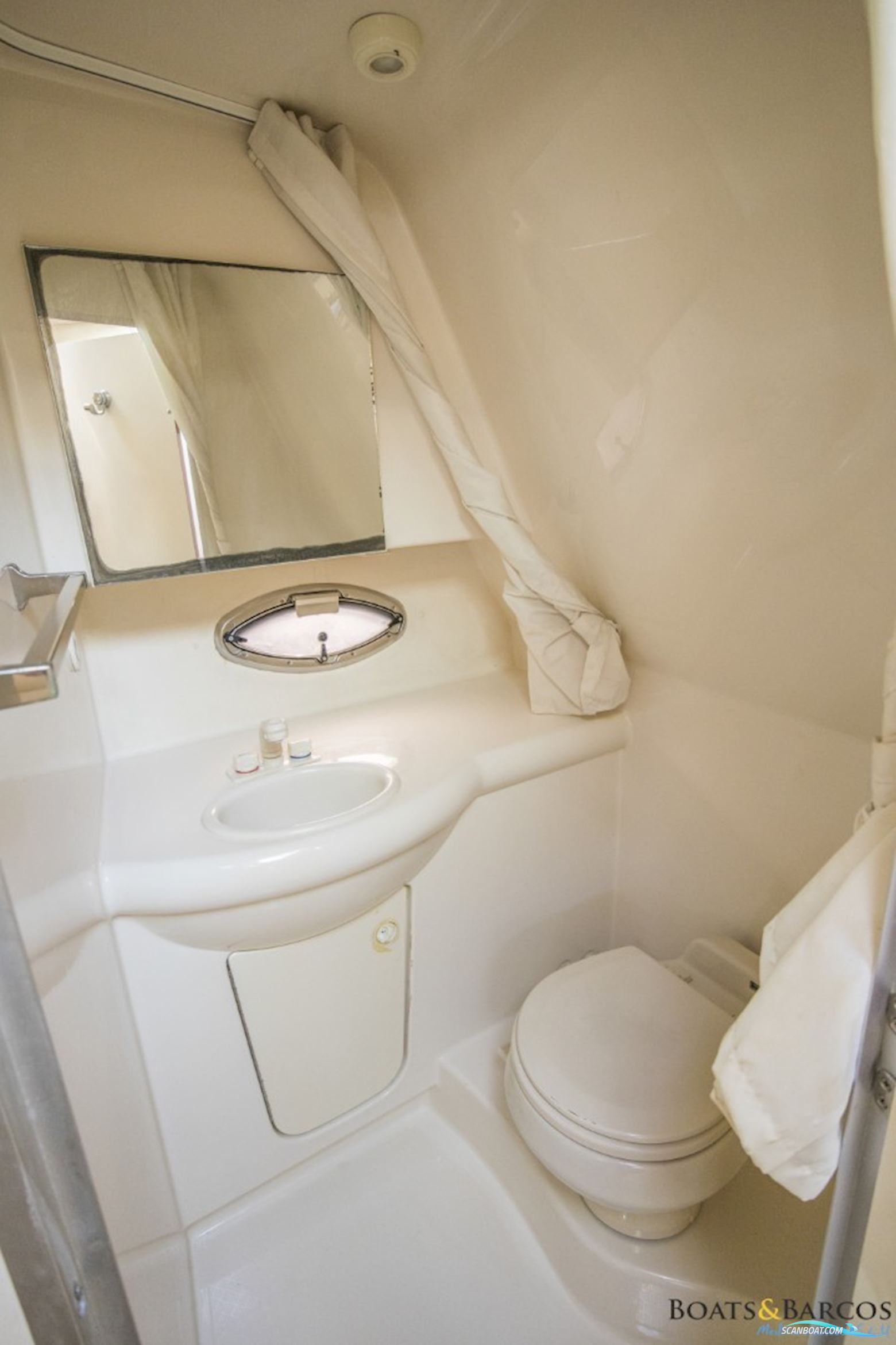 Bayliner 325
