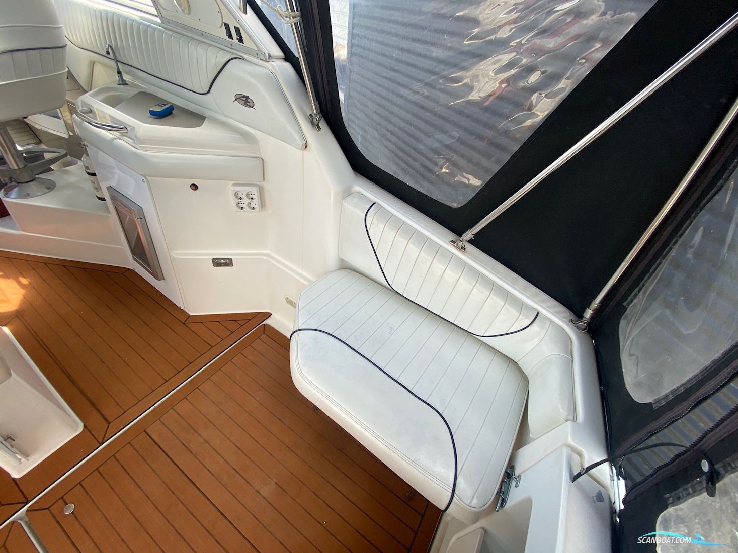 Bayliner 3255 Avanti