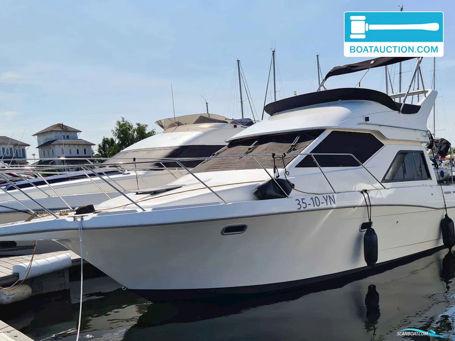 Bayliner 3258 Motorbåt 2000, med Mercury motor, Holland