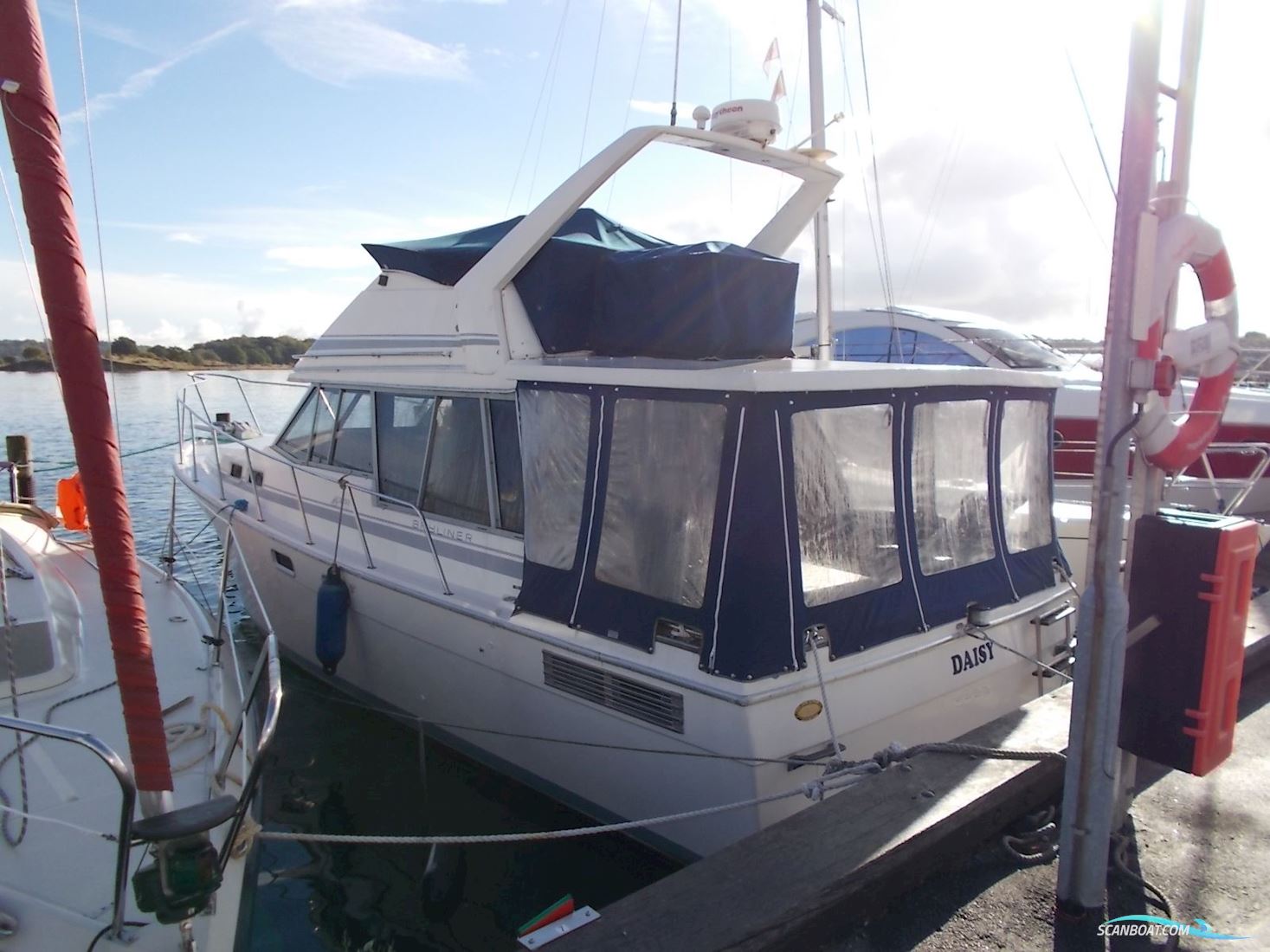 Bayliner 3288 Flybridge Flot Stand