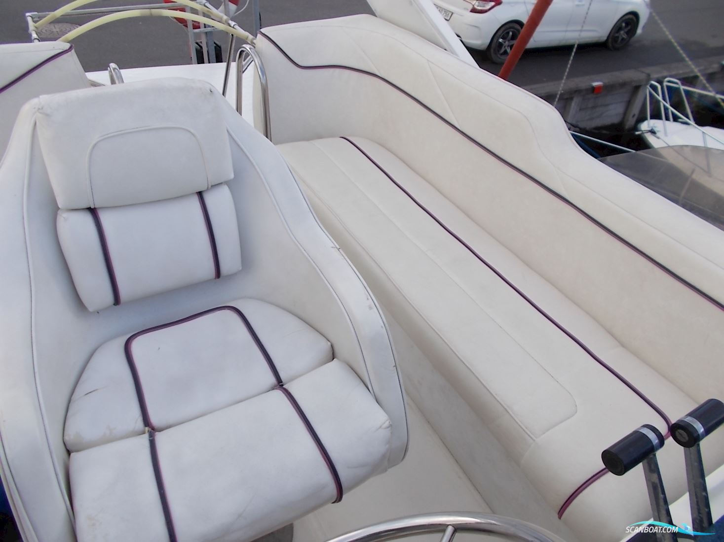 Bayliner 3288 Flybridge Flot Stand