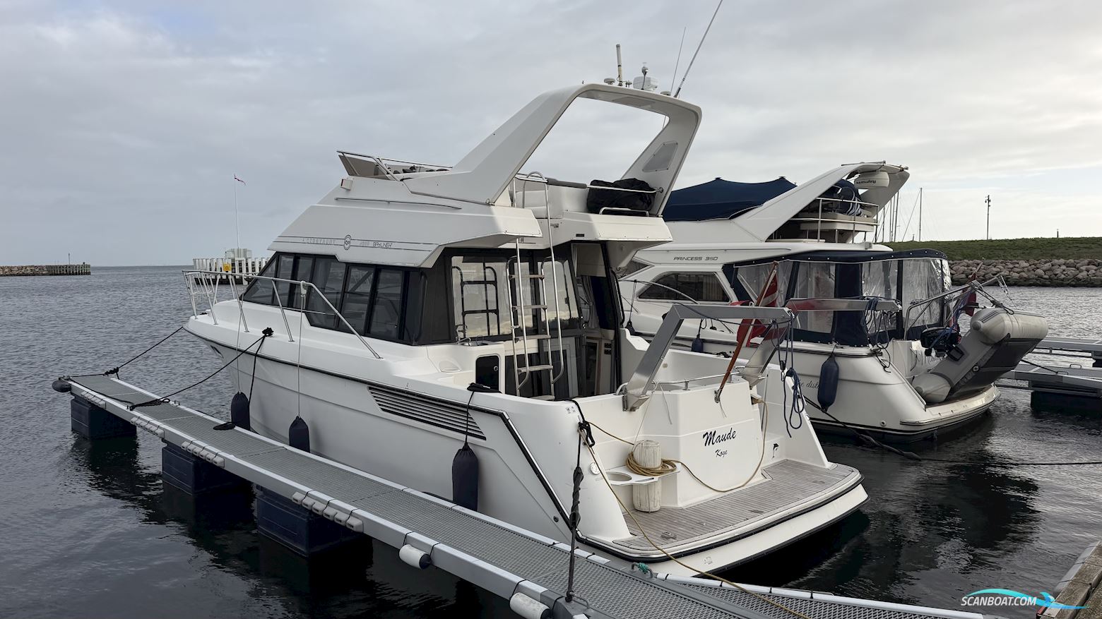 Bayliner 3688 Fly