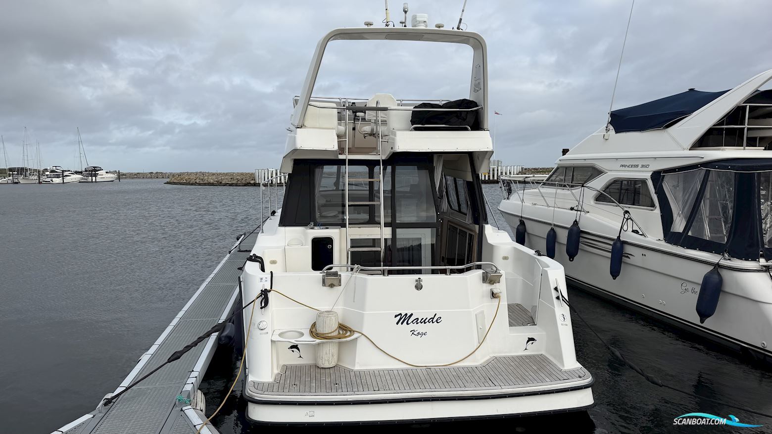 Bayliner 3688 Fly