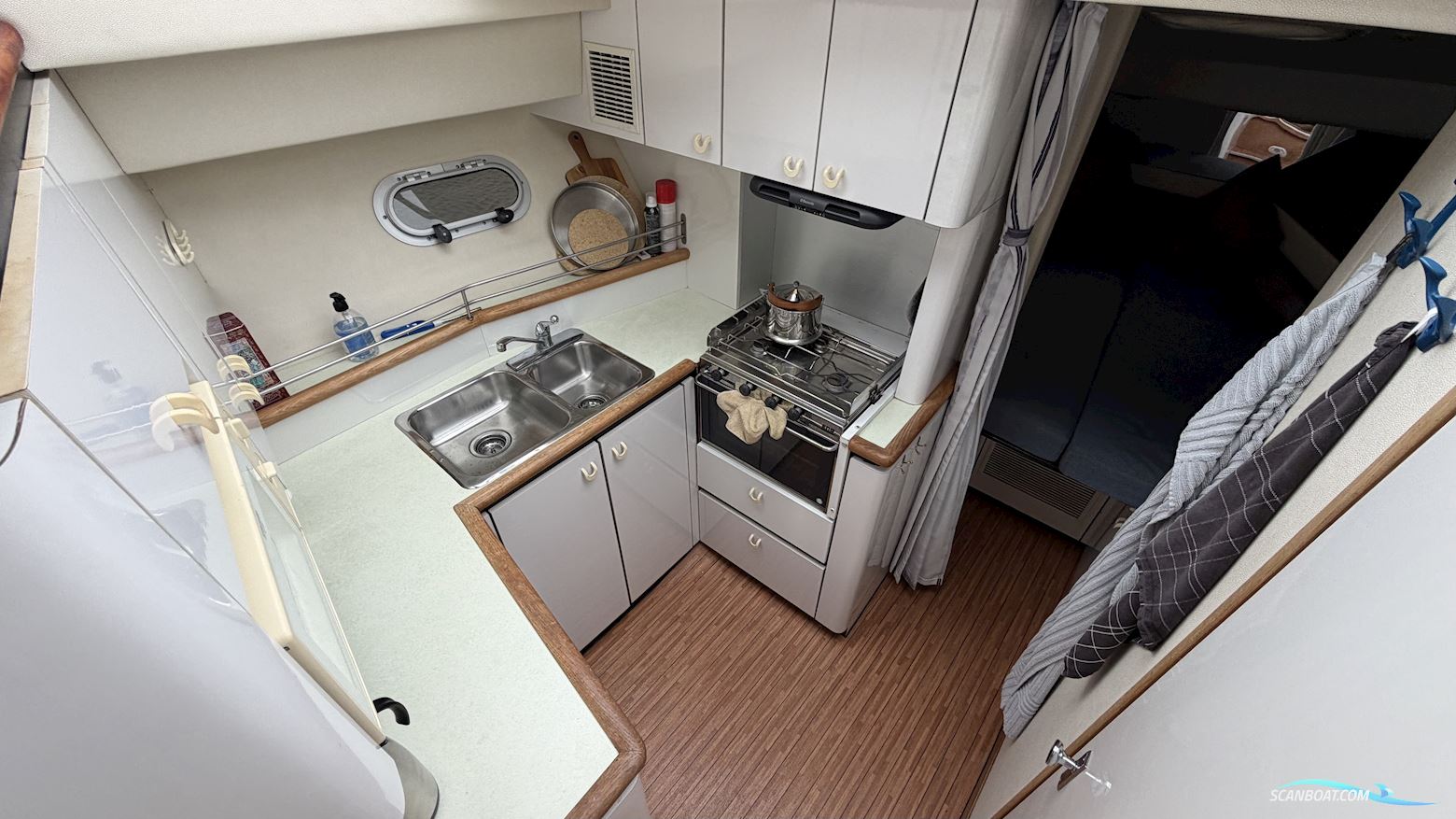 Bayliner 3688 Fly
