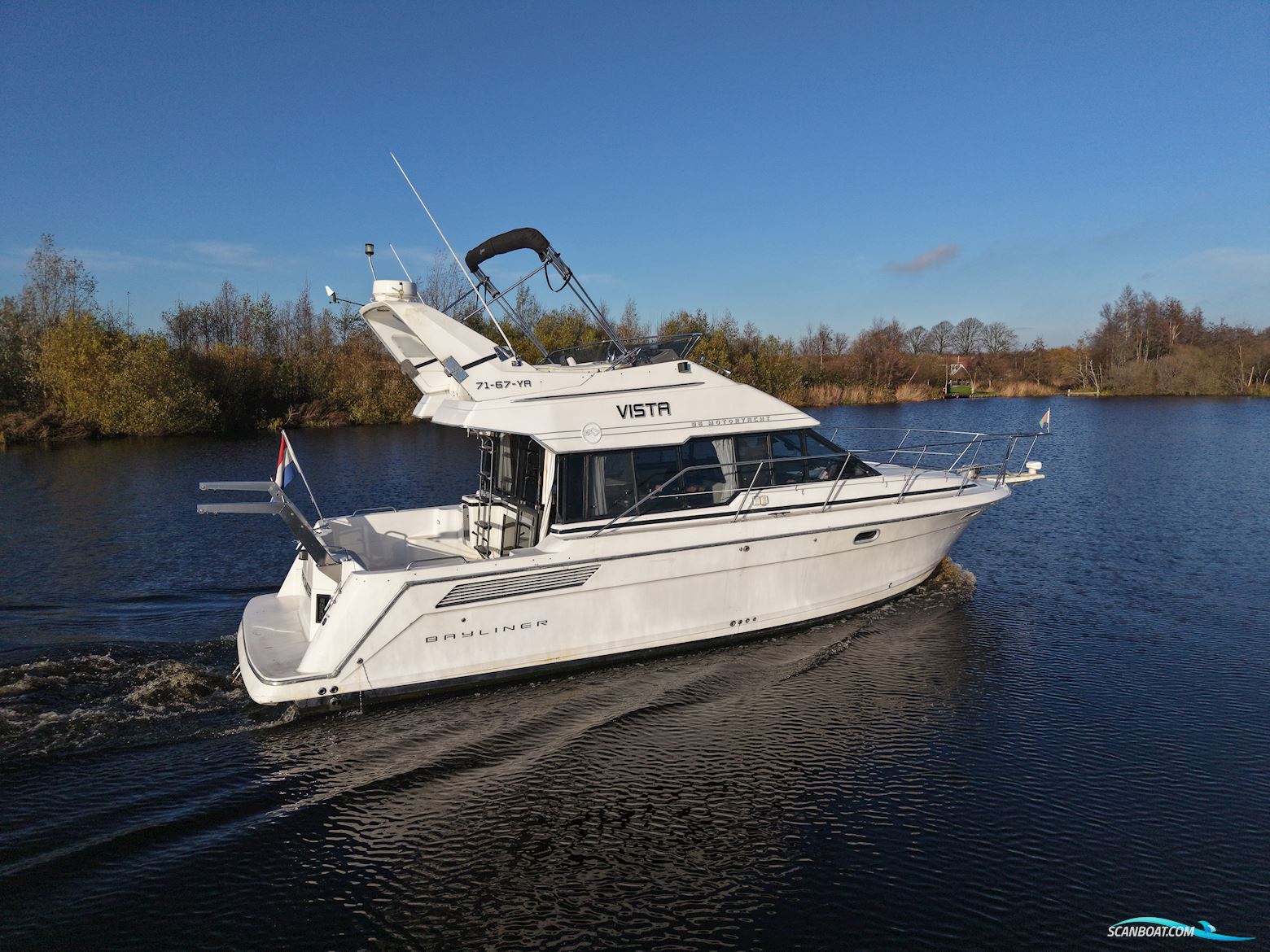 Bayliner 3688 Flybridge