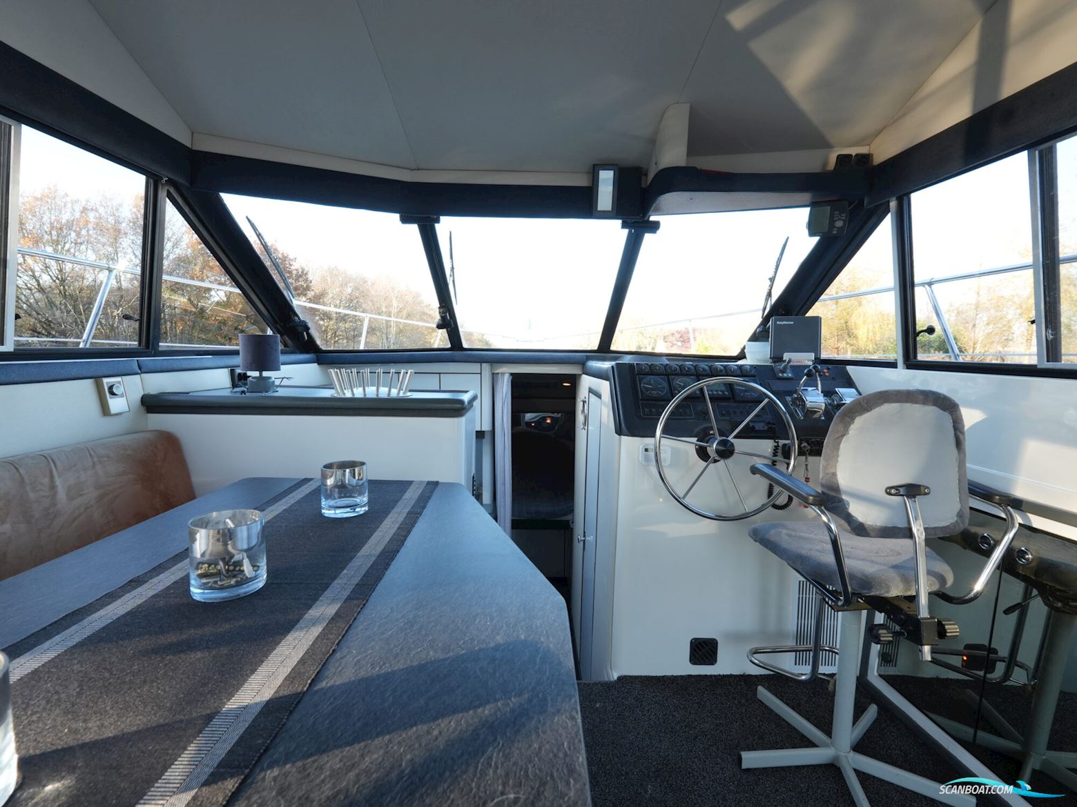 Bayliner 3688 Flybridge