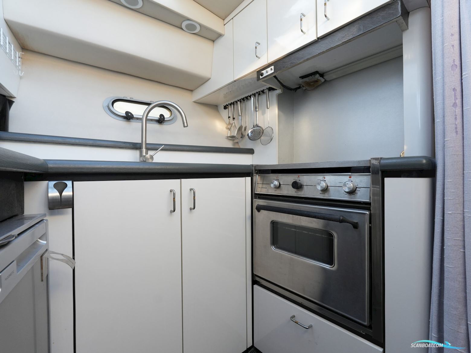 Bayliner 3688 Flybridge