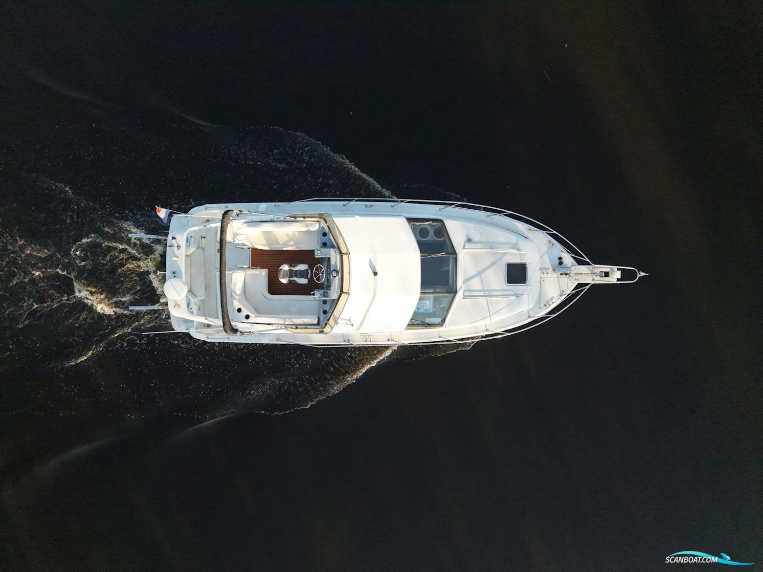 Bayliner 3688 Flybridge