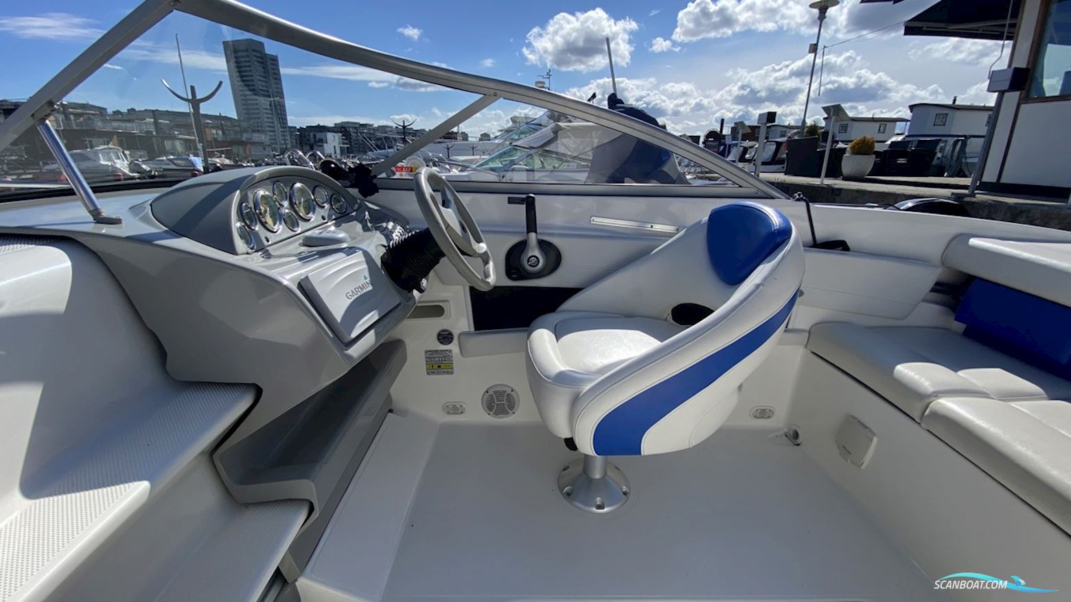 Bayliner 652