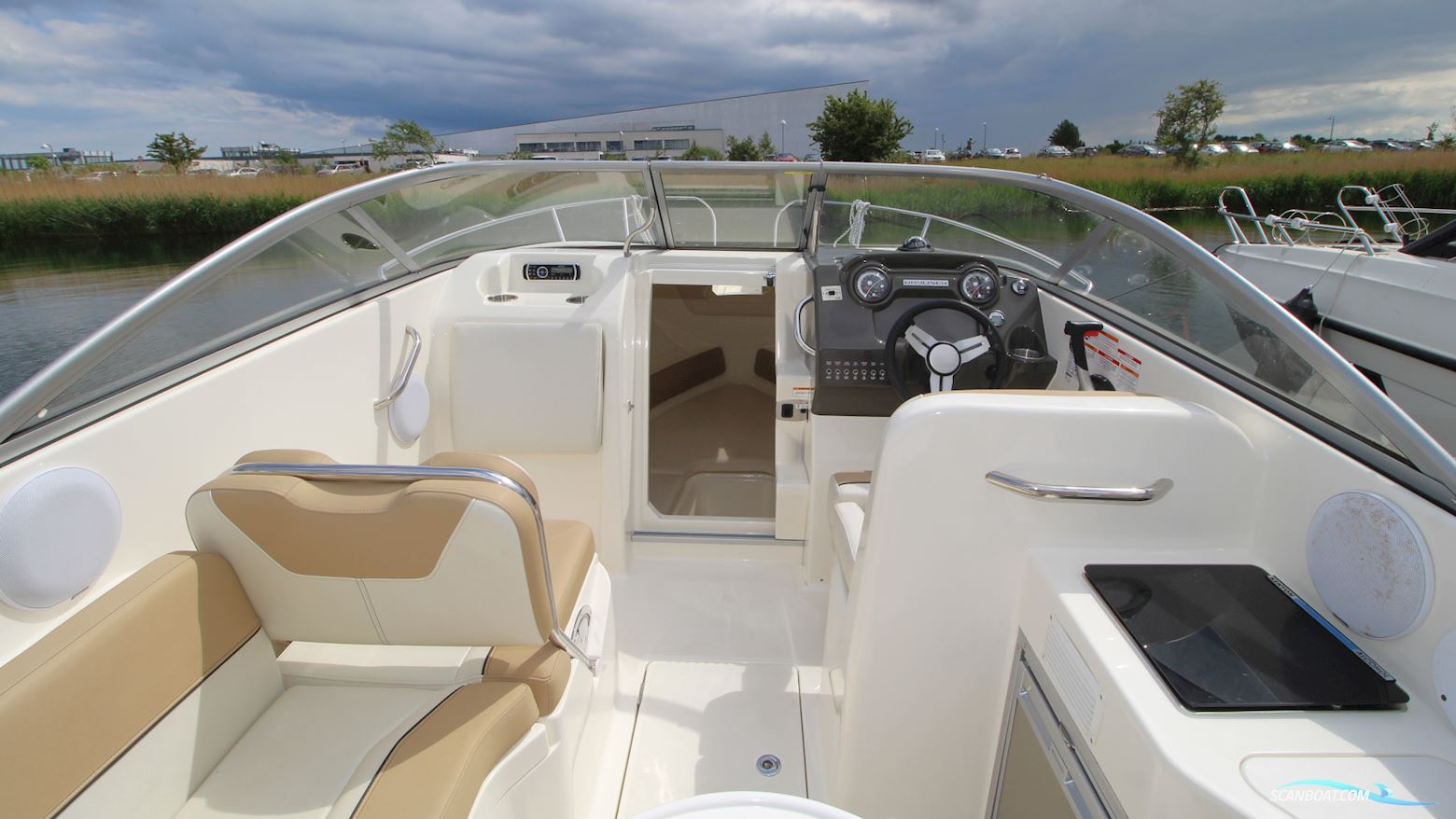 Bayliner 742R Cuddy