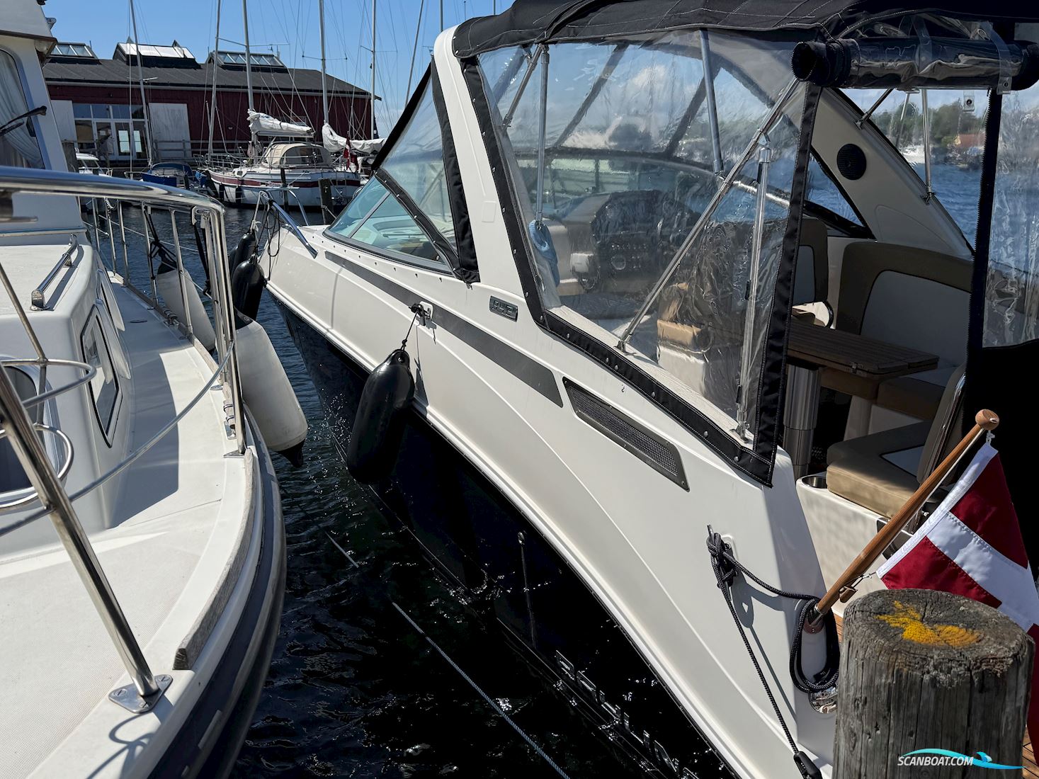 Bayliner 842