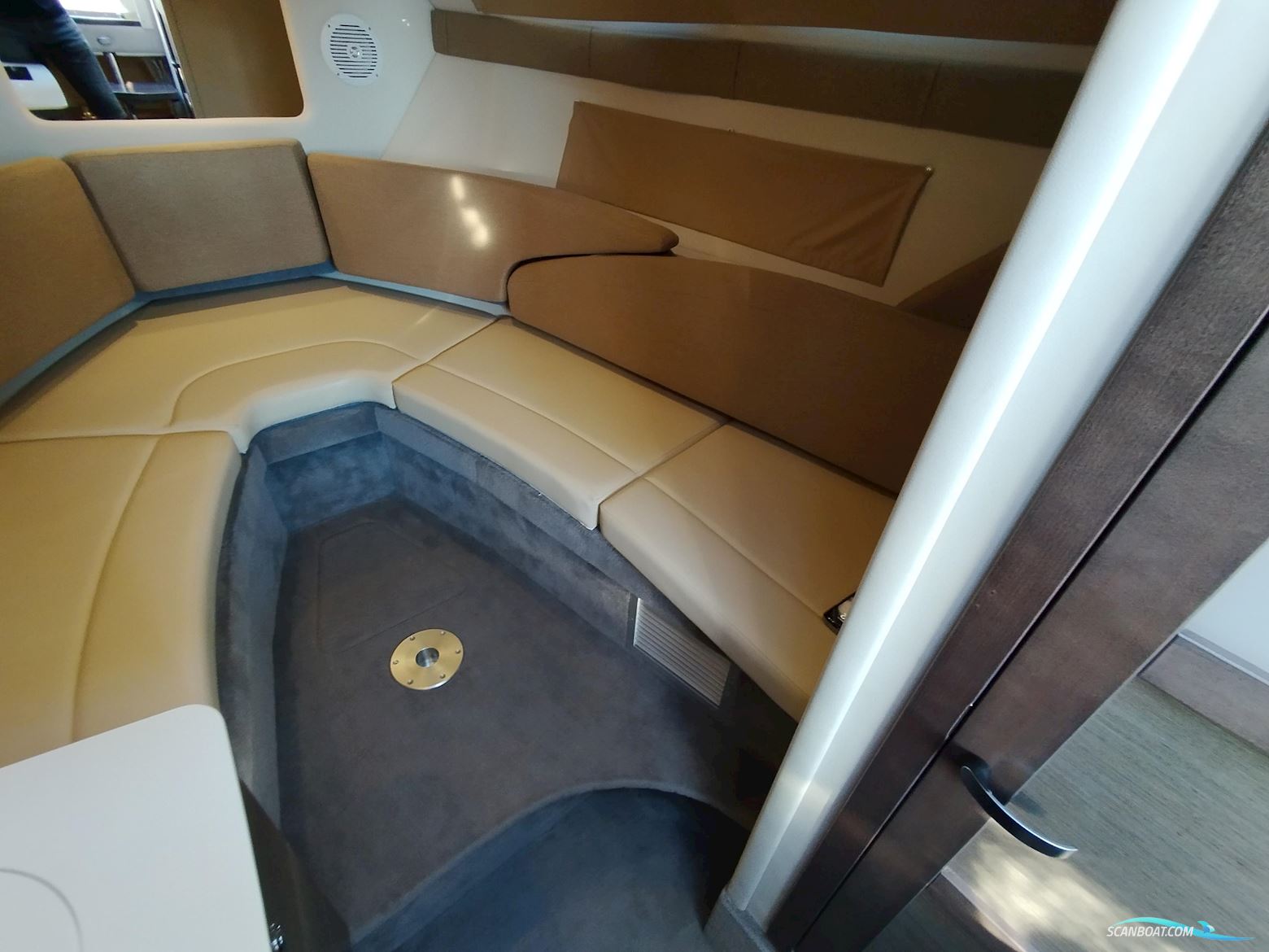 Bayliner 855 Cruiser