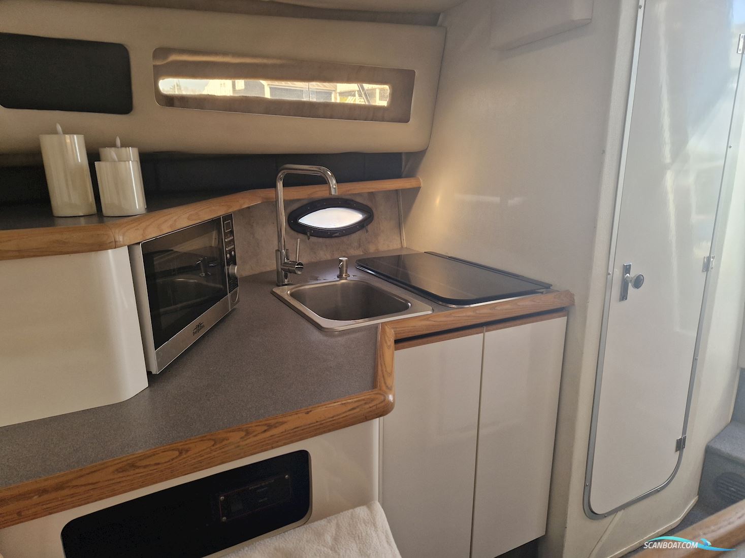 Bayliner Avanti 3055