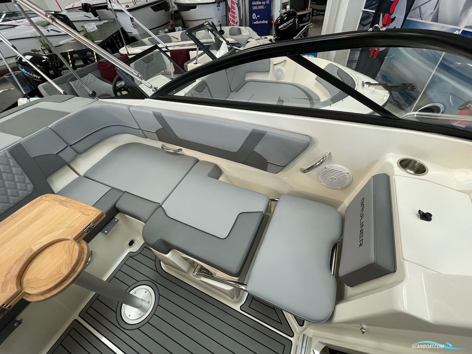 Bayliner Bayliner VR5 Cuddy