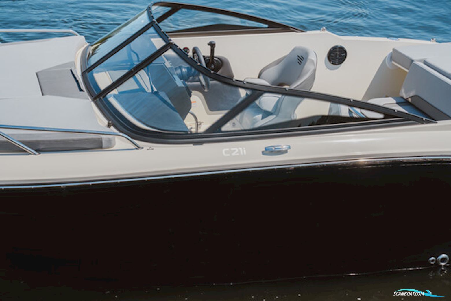 Bayliner C21 Cuddy med Mercruiser sterndrive