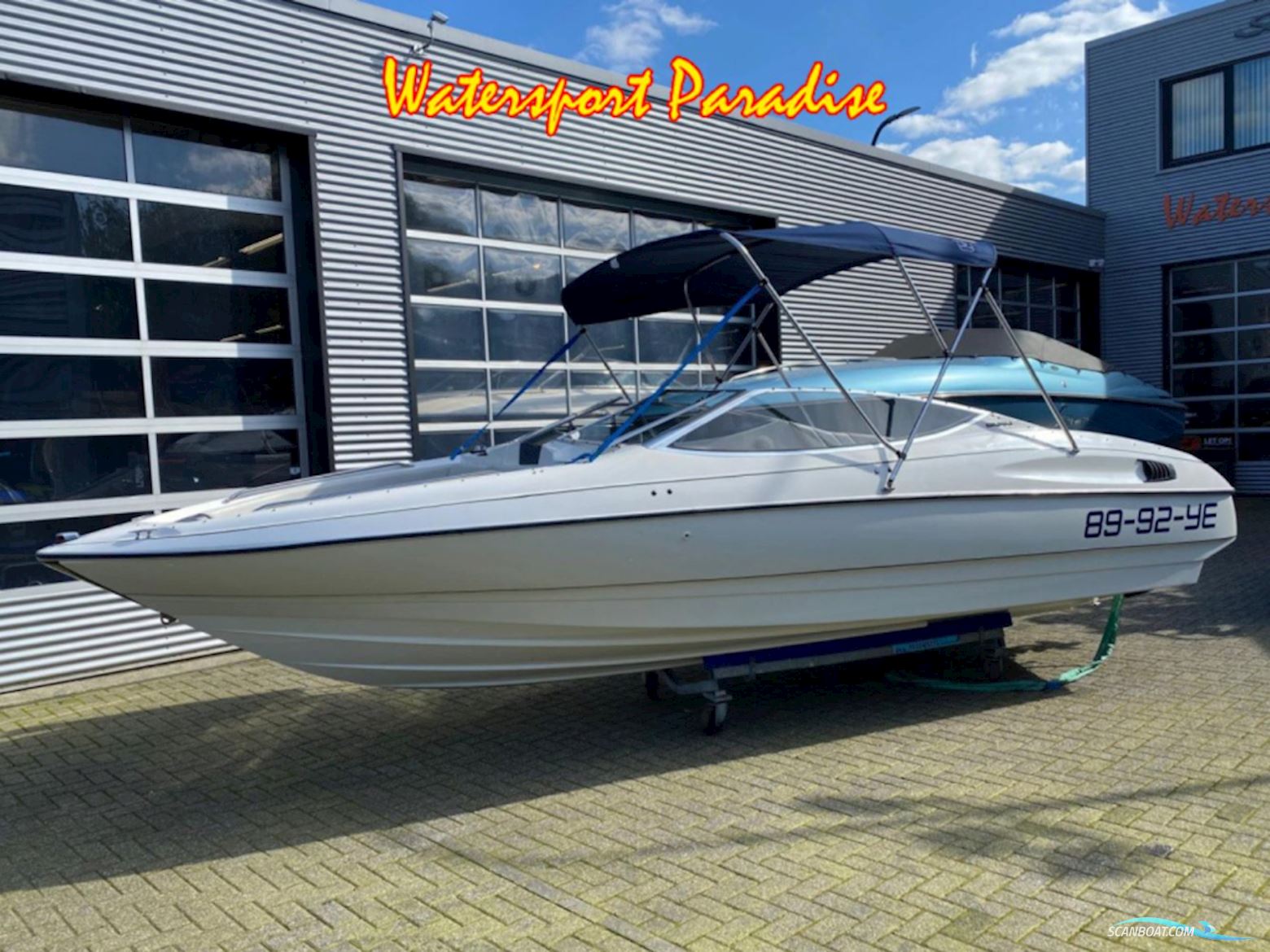 Bayliner Capri Bowrider Motorbåt 1990, med Mercruiser motor, Holland