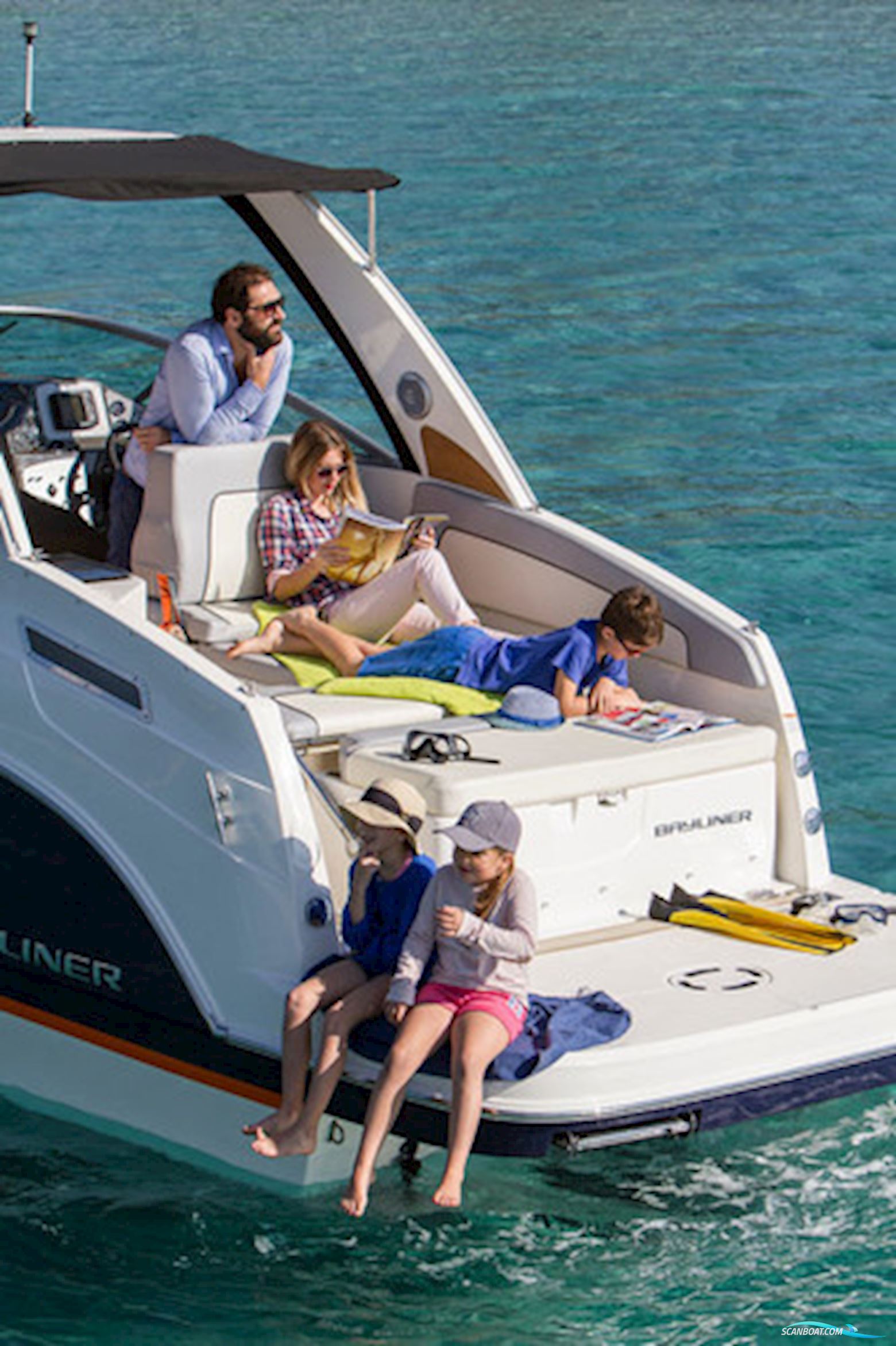 Bayliner Ciera 8 med Mercruiser sterndrive