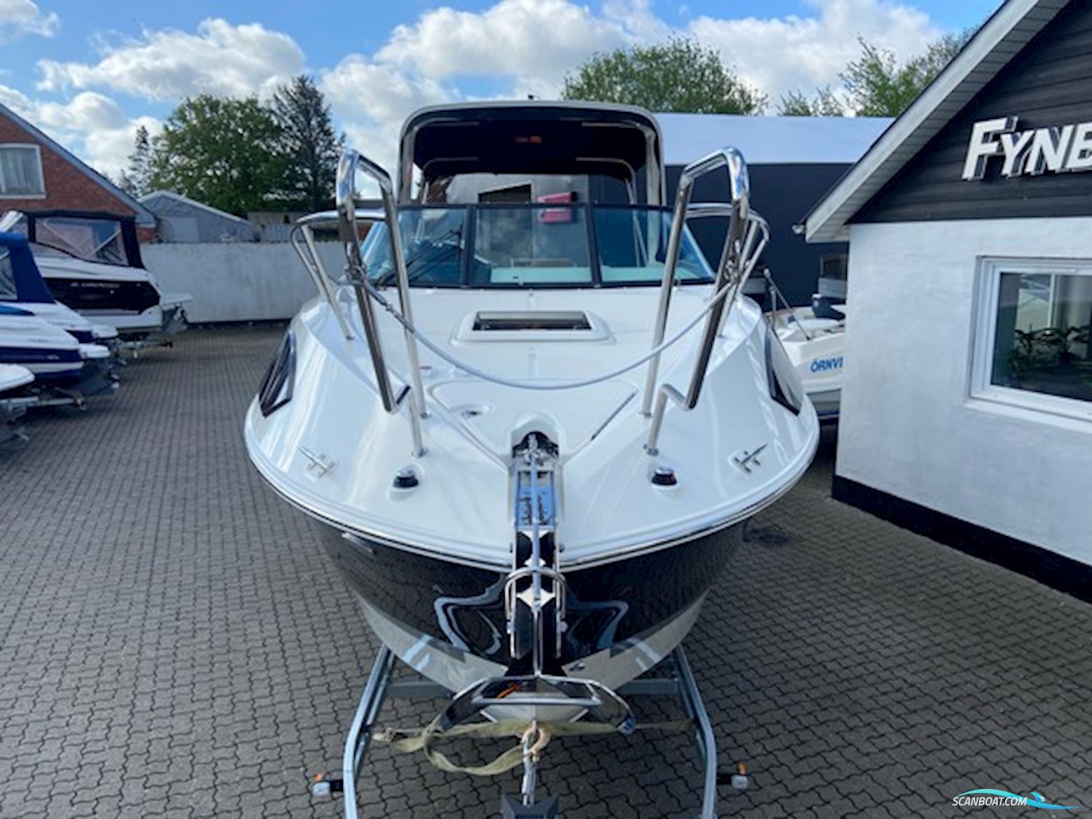 Bayliner Ciera 8, MerCruiser 6.2L 350 HK V8...SOLGT