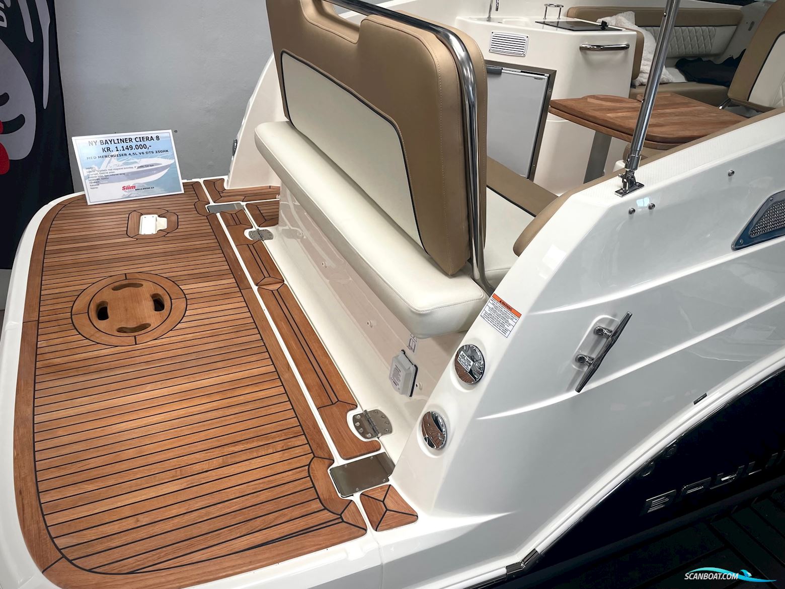 Bayliner Ciera 8