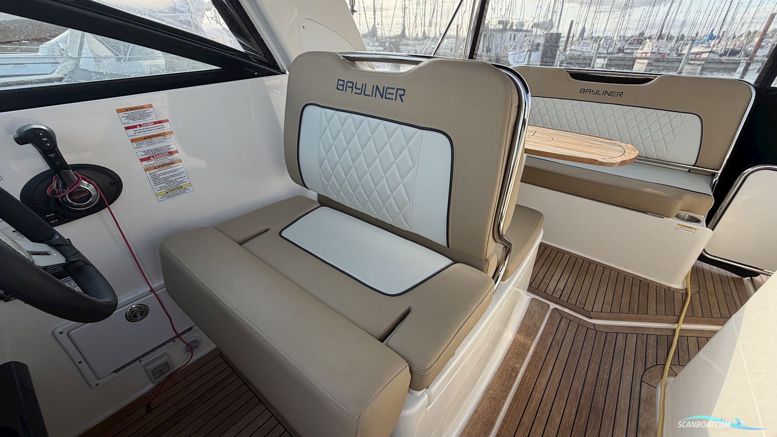 Bayliner Ciera 8