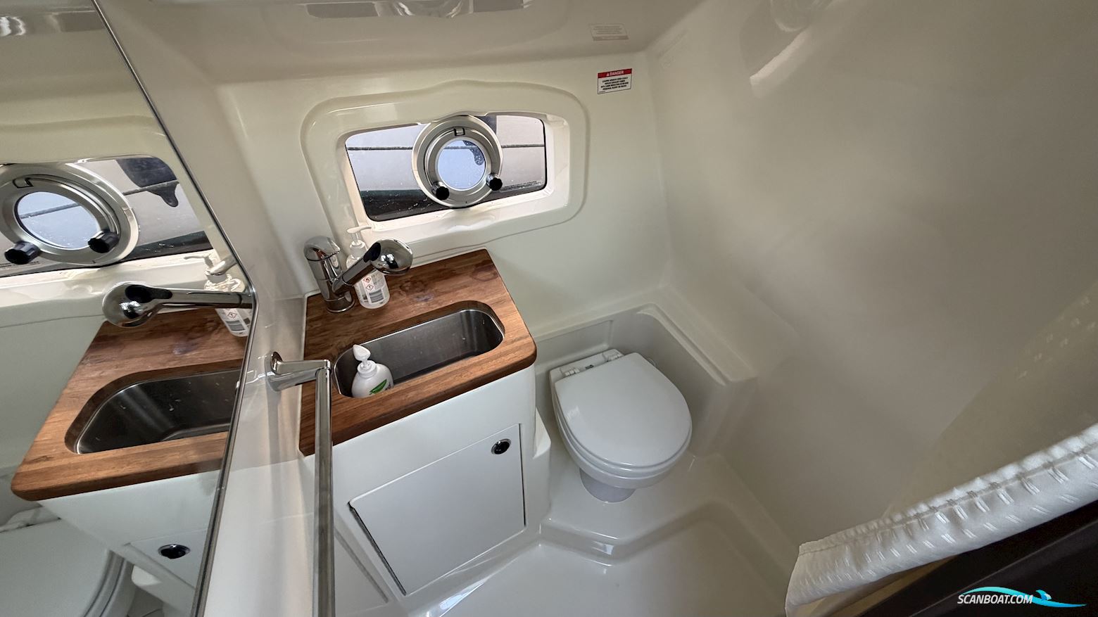 Bayliner Ciera 8