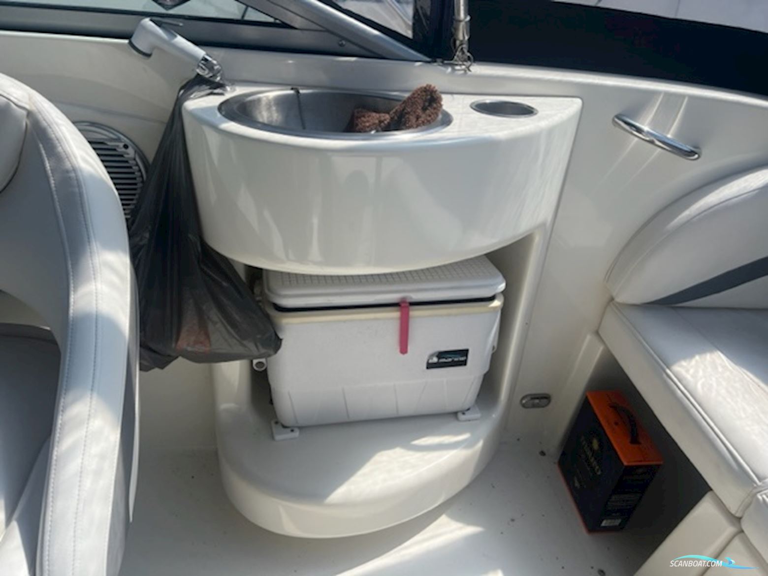 Bayliner Cuddy 802