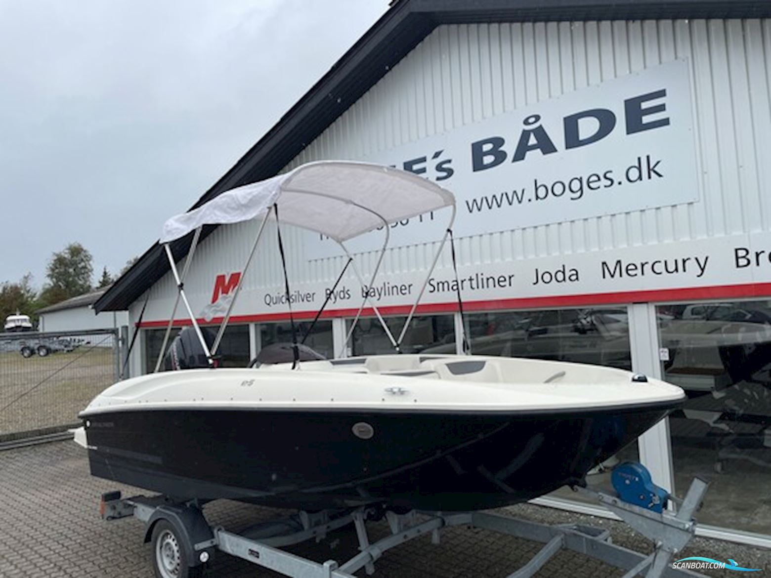 Bayliner E5 Element Med Mercury F80 Elpt Efi og Variant Ocean 1350 kg Trailer