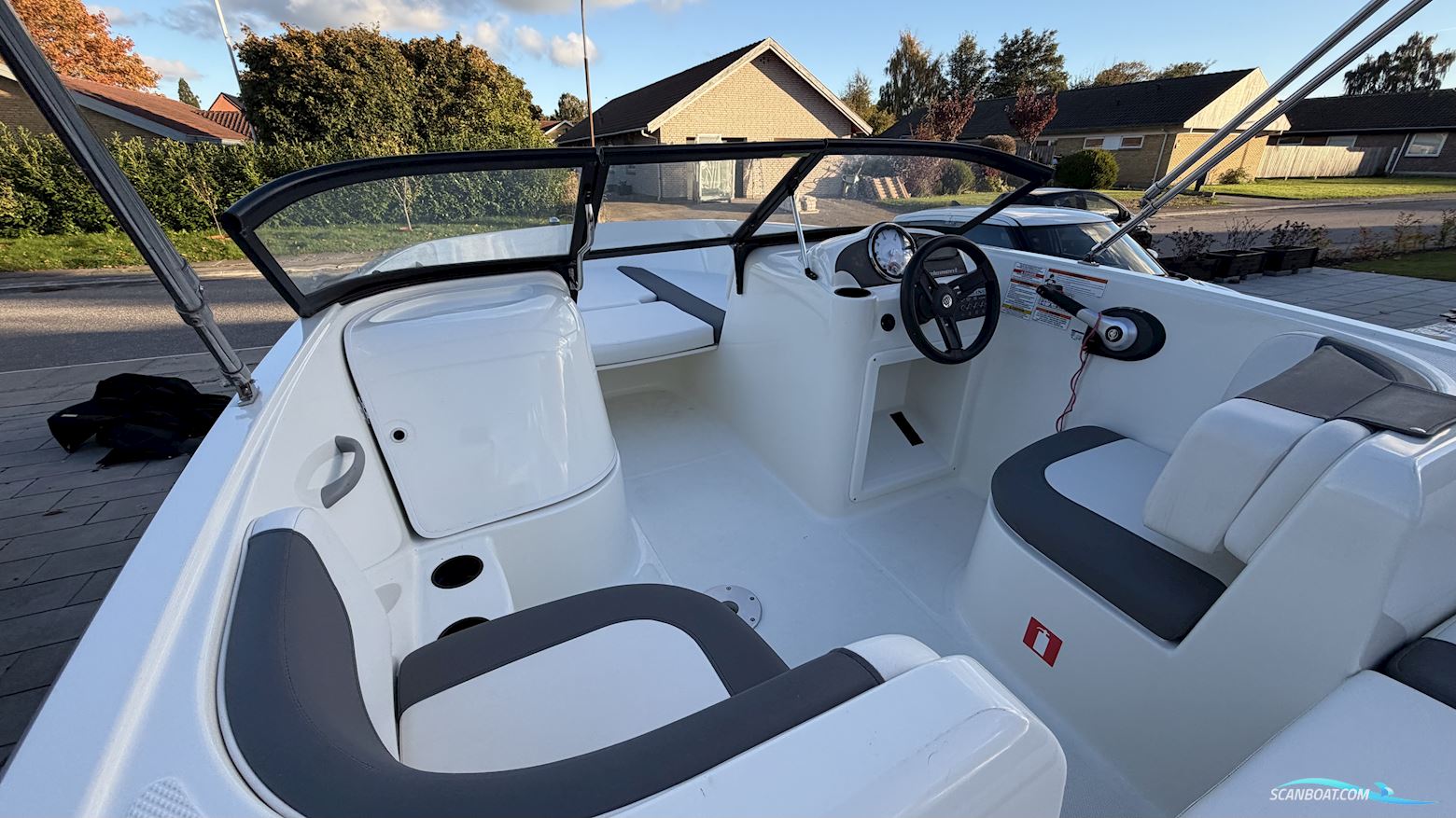 Bayliner E5 Element