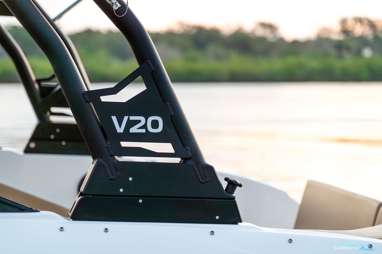 Bayliner V20I