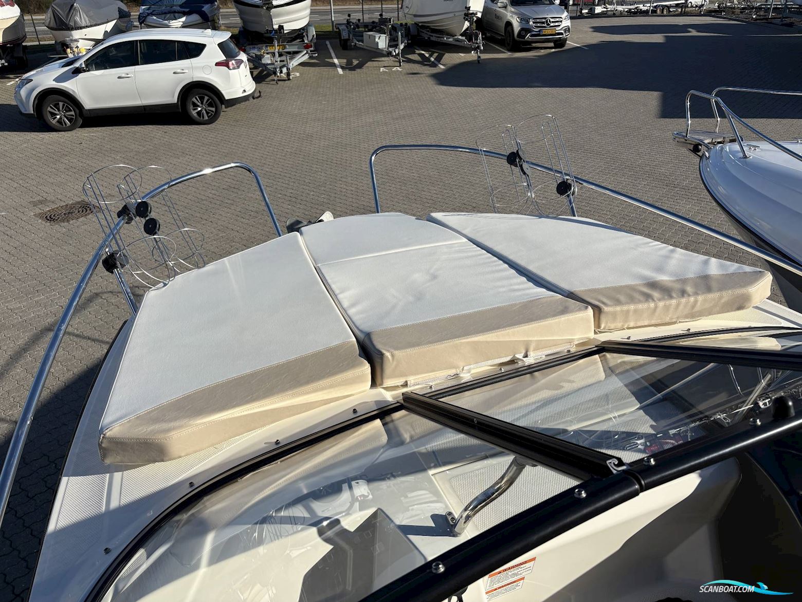 Bayliner VR5 - Mercruiser 4.5L 200 HK