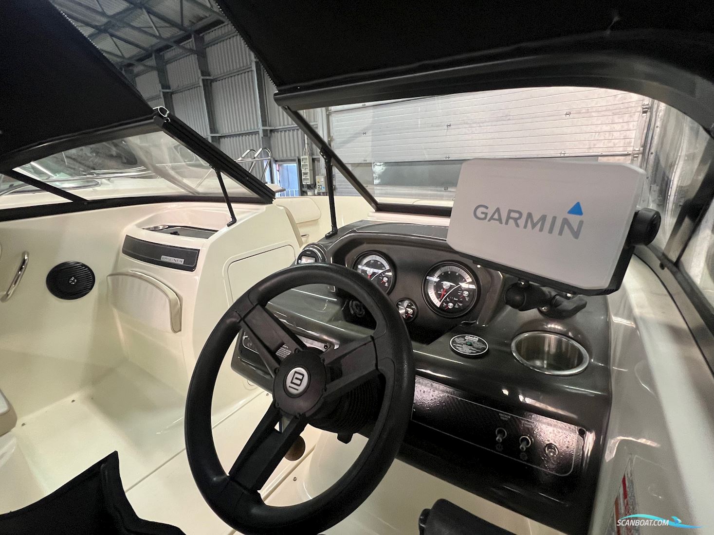 Bayliner VR5 - Mercruiser 4.5L