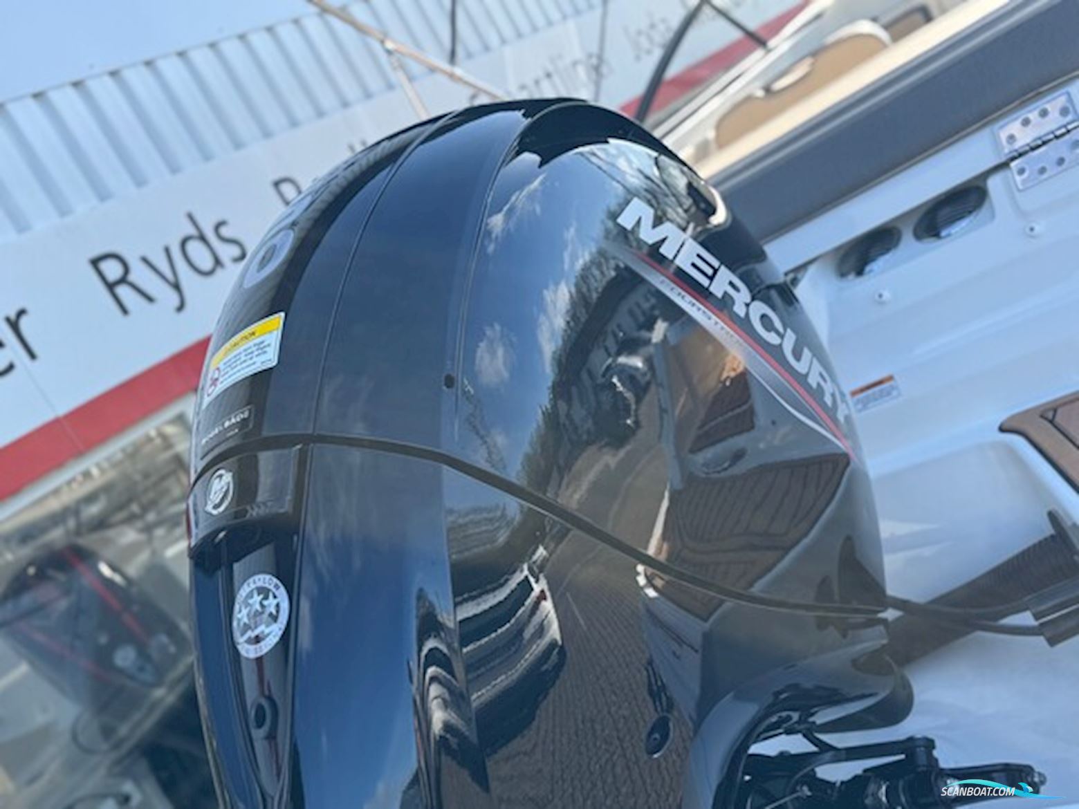 Bayliner VR5 Cuddy med F150 Mercury-EFI XL 3,0L  - inkl. udstyr - TILBUD