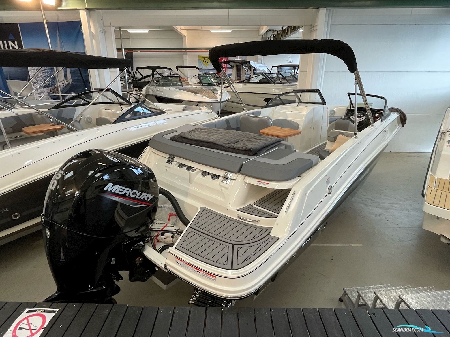Bayliner VR6 Bowrider
