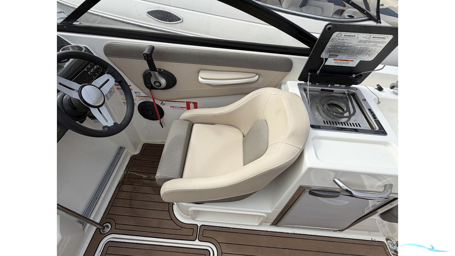 Bayliner VR6 Cuddy