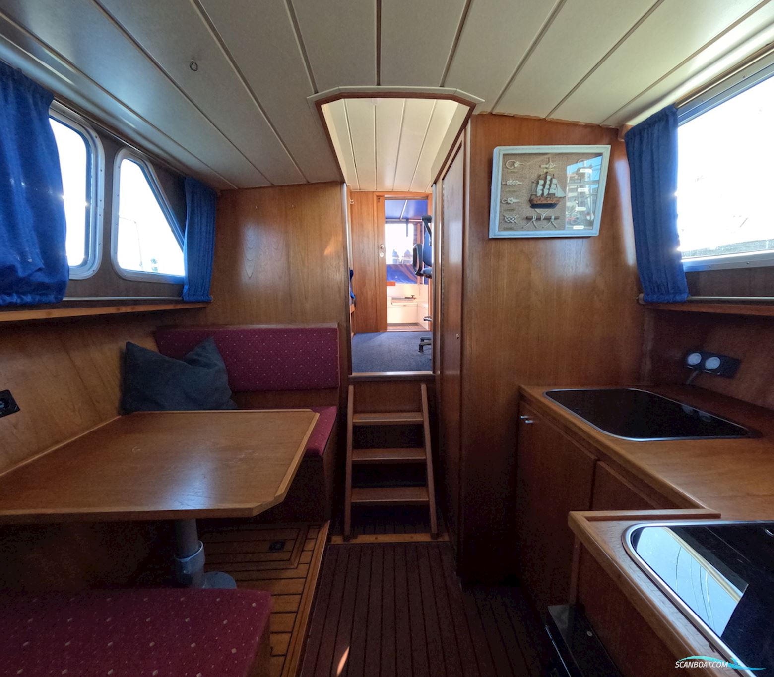 Beachcraft  850 Refit