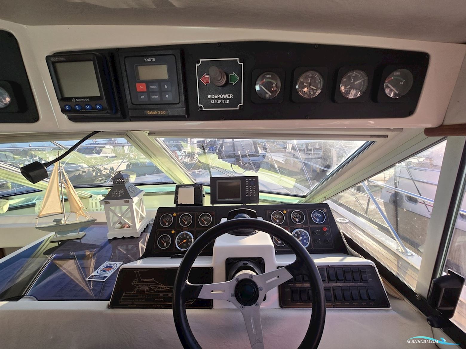 Beaux Bateaux 43