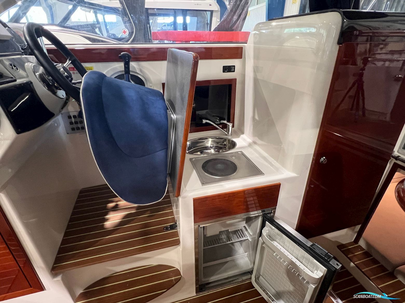 Begagnad Aquador 22 C -11