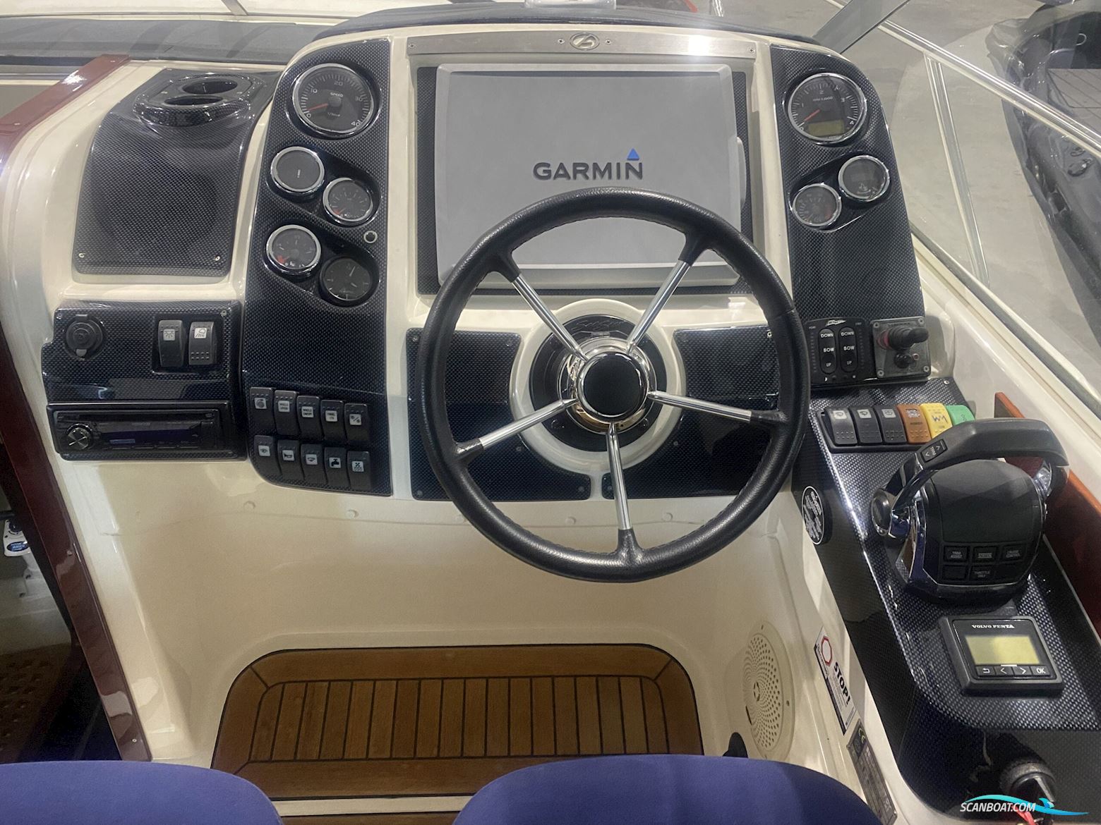 Begagnad Aquador 26 DC 2012