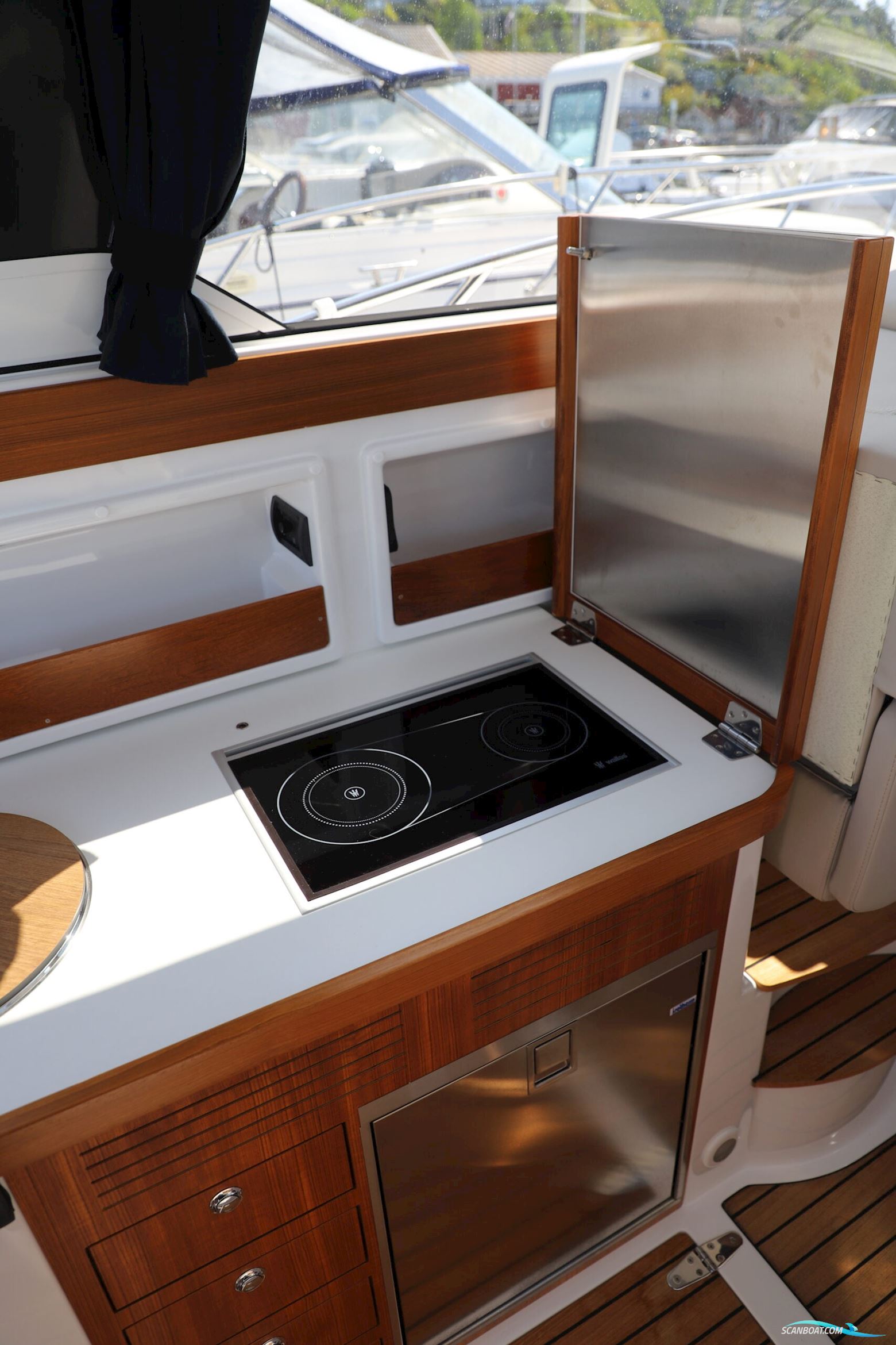 Begagnad Aquador 28 HT -22