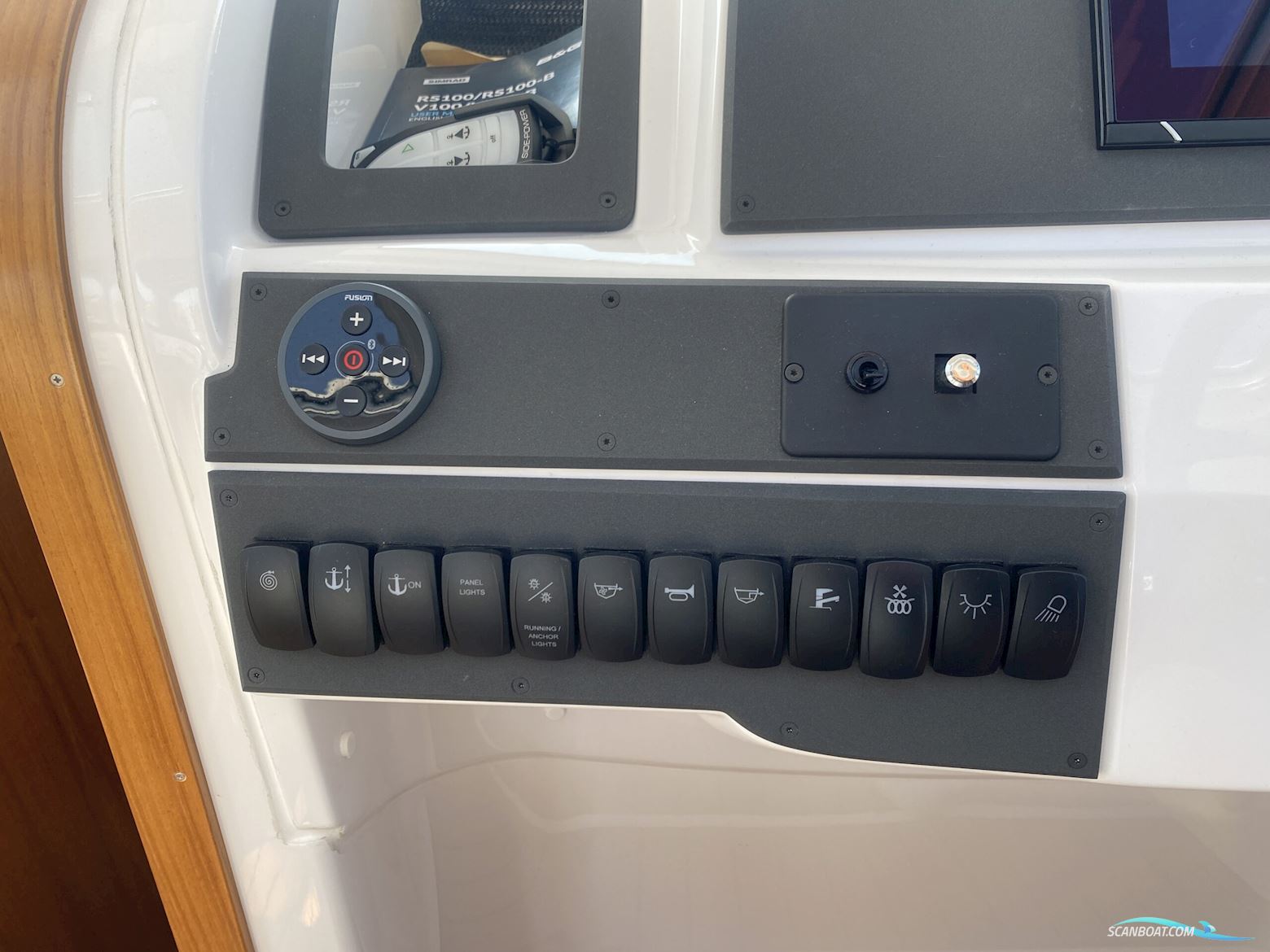 Begagnad Aquador 28 HT -22