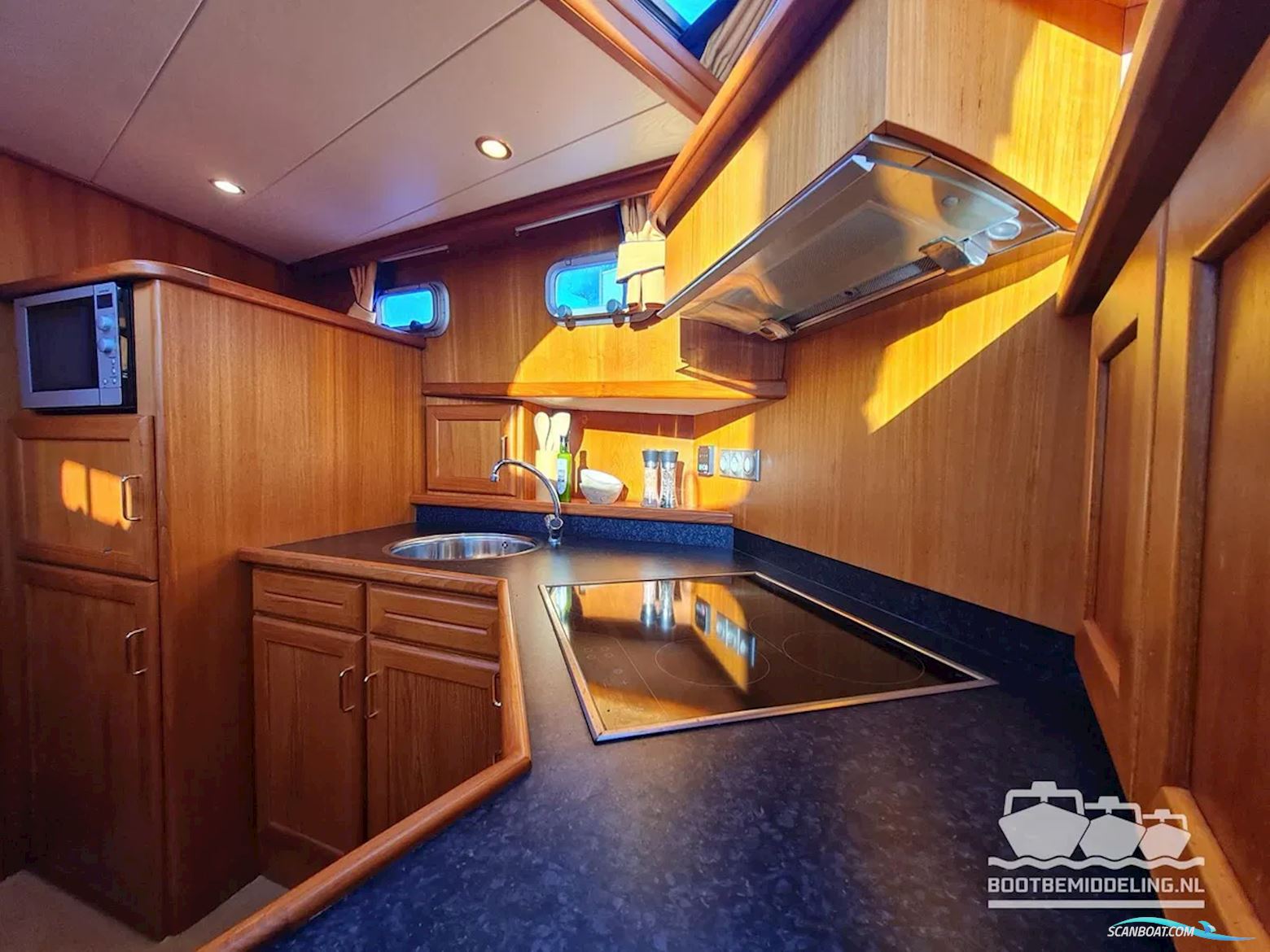 Bekebrede Spiegelkotter 12.50 AK