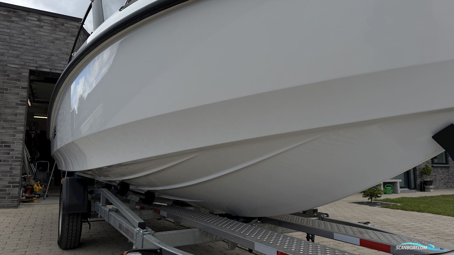 BELLA 550 BR