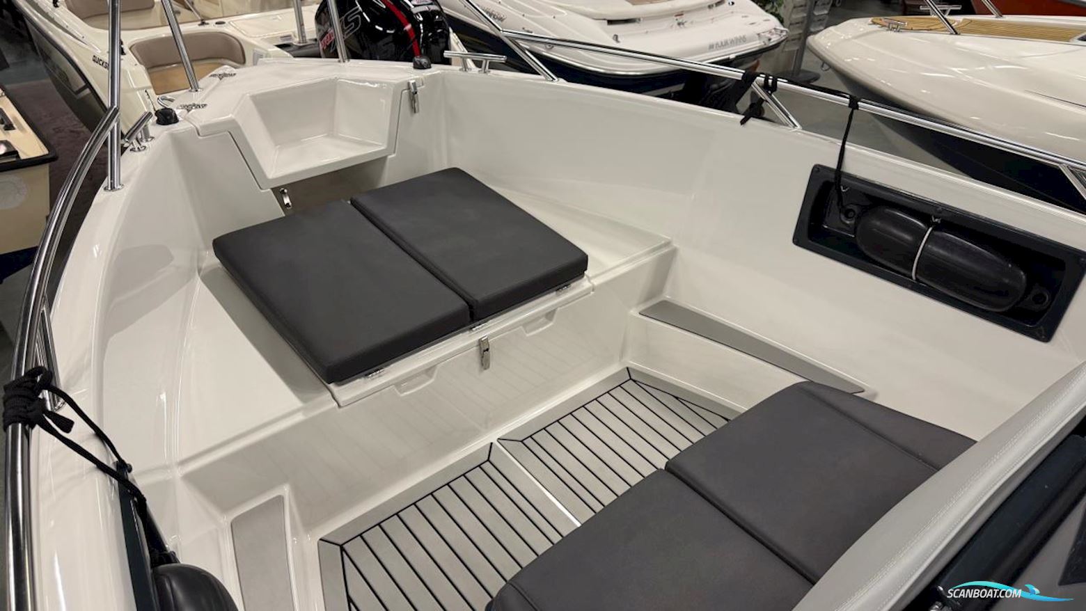 BELLA 600 R