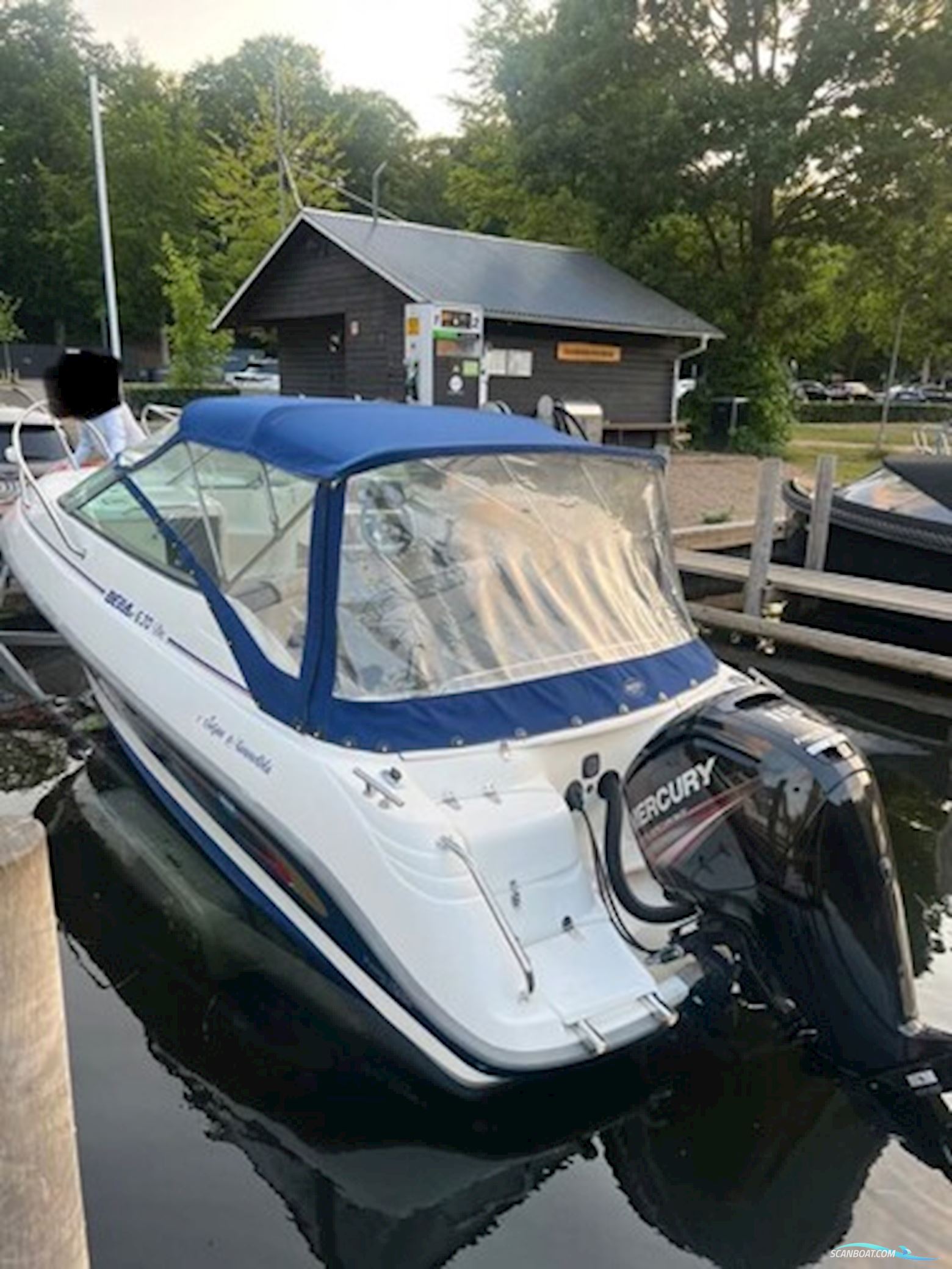 Bella 620 DC – 2005 Med Mercury 115 HK Efi – 2018 • Super Velholdt Kvalitets-Dagcruiser