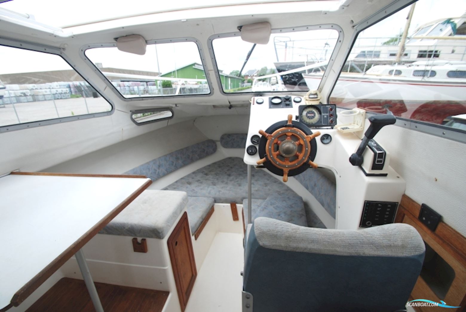 Bella 7000 Motorbåd