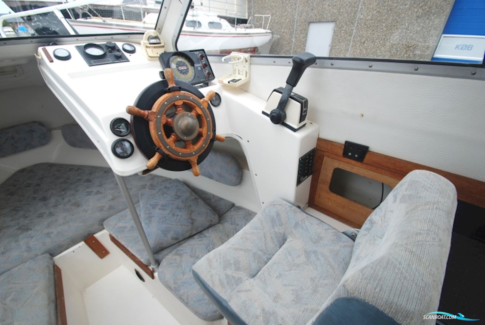 Bella 7000 Motorbåd