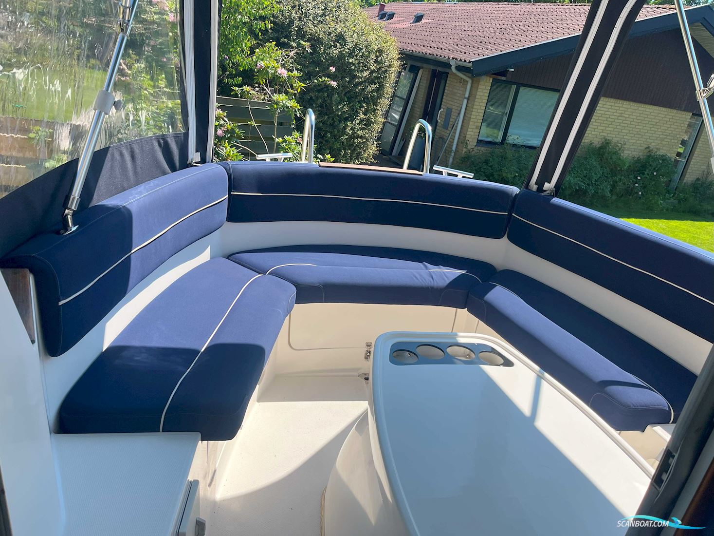 Bella 703 Med Bovpropel