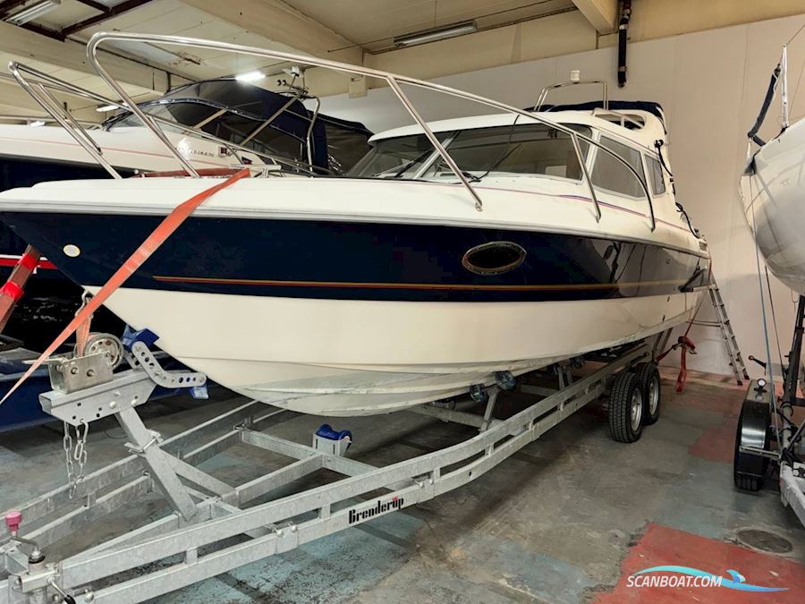 Bella Falcon 26 Motorbåt 2004, med Mercruiser 4,3 Mpi motor, Sverige