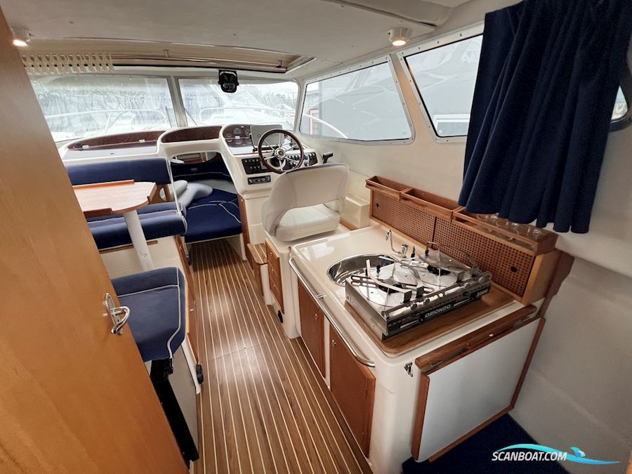 Bella Falcon 26