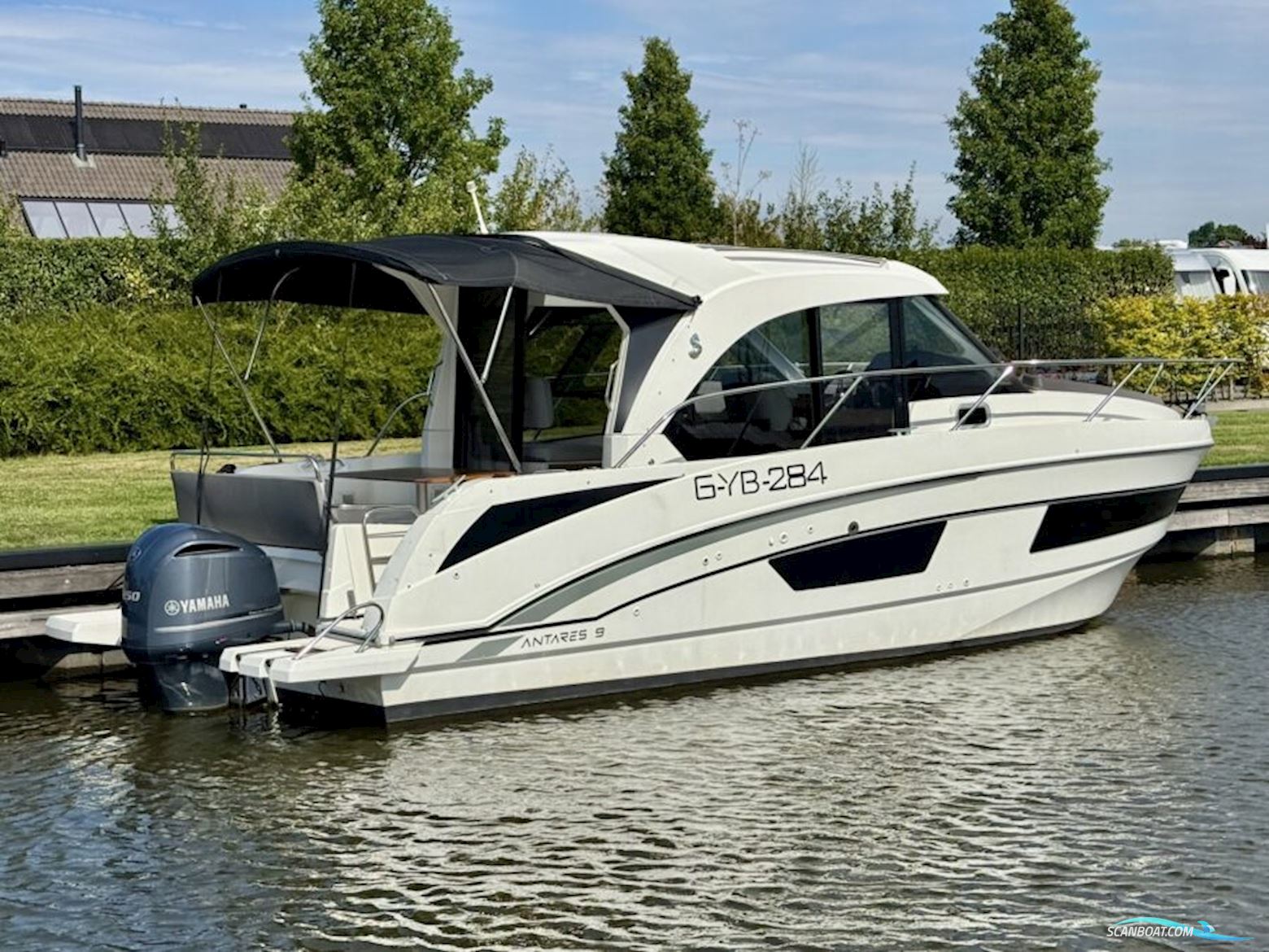 Beneteau  Antares 9